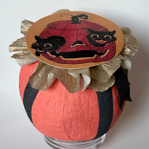 Jack-O-Lantern Cats Deluxe Surprise Ball - Special Edition