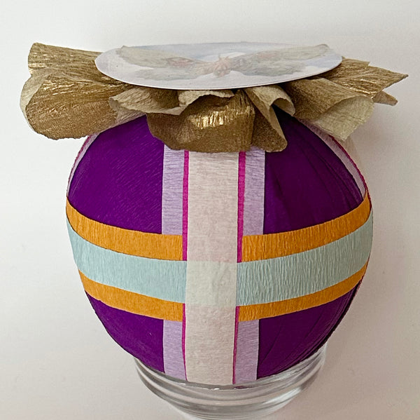 Butterfly Lady Deluxe Surprise Ball - Special Edition