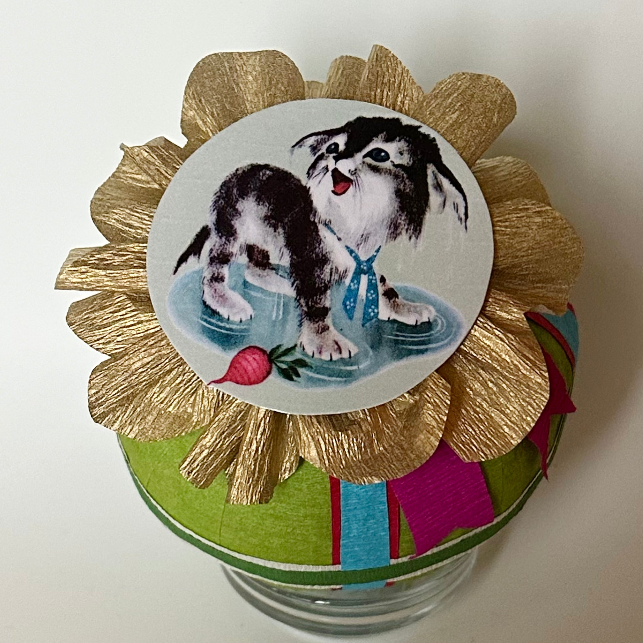 Radish Kitty Deluxe Surprise Ball - Special Edition