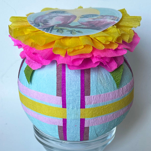 Love Birds Deluxe Surprise Ball - Special Edition