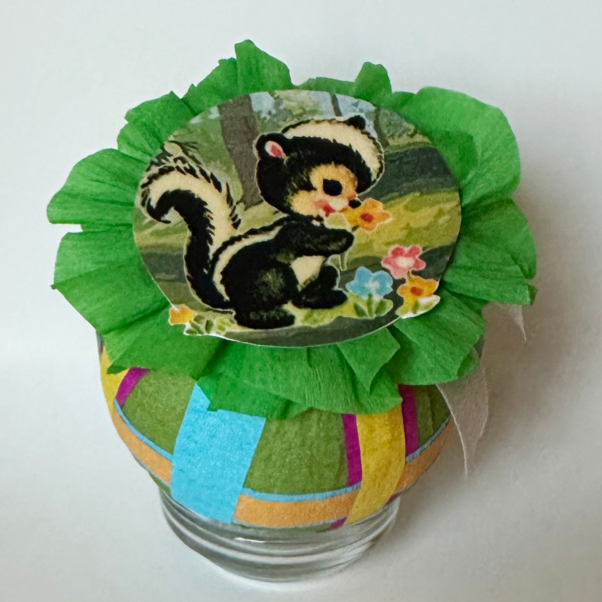 Kitschy Cute Skunk Deluxe Surprise Ball - Special Edition