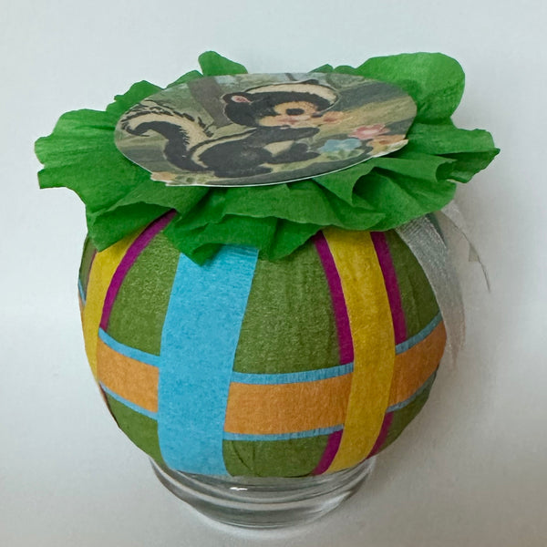 Kitschy Cute Skunk Deluxe Surprise Ball - Special Edition