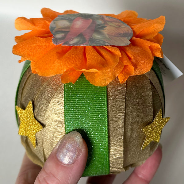 Garden Bouquet Deluxe Surprise Ball