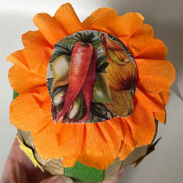 Garden Bouquet Deluxe Surprise Ball