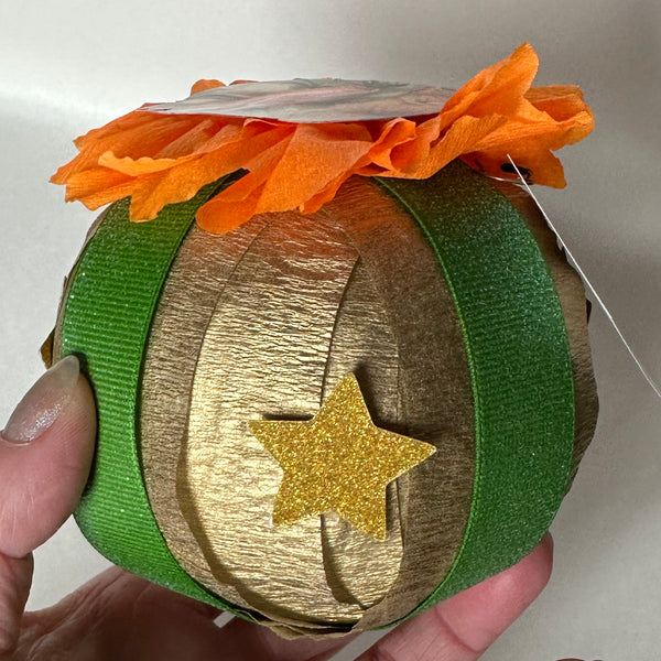 Garden Bouquet Deluxe Surprise Ball